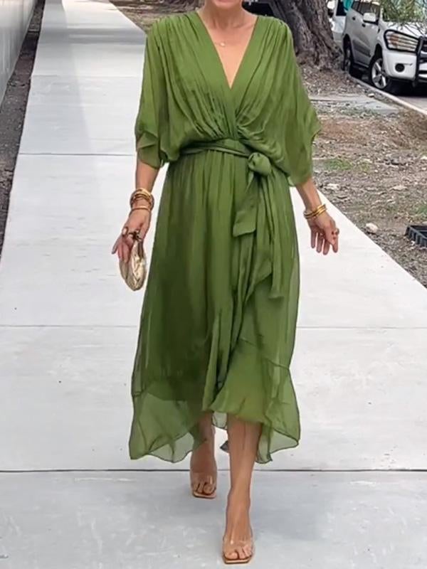 Stylish and elegant V-neck maxi dress 